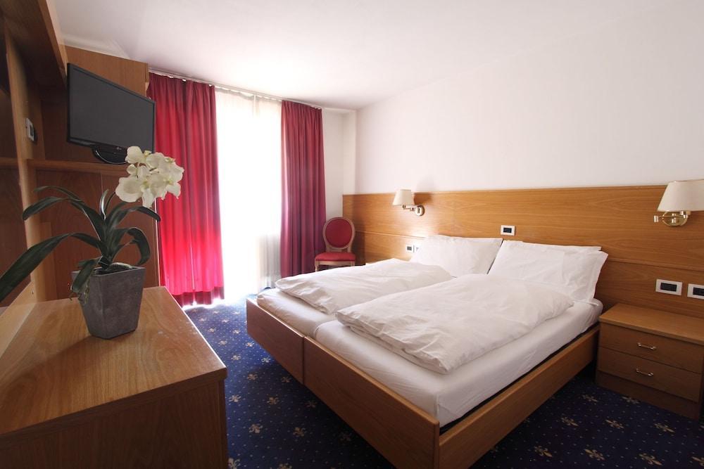 Hotel Fanes Suite & Spa Моена Екстер'єр фото