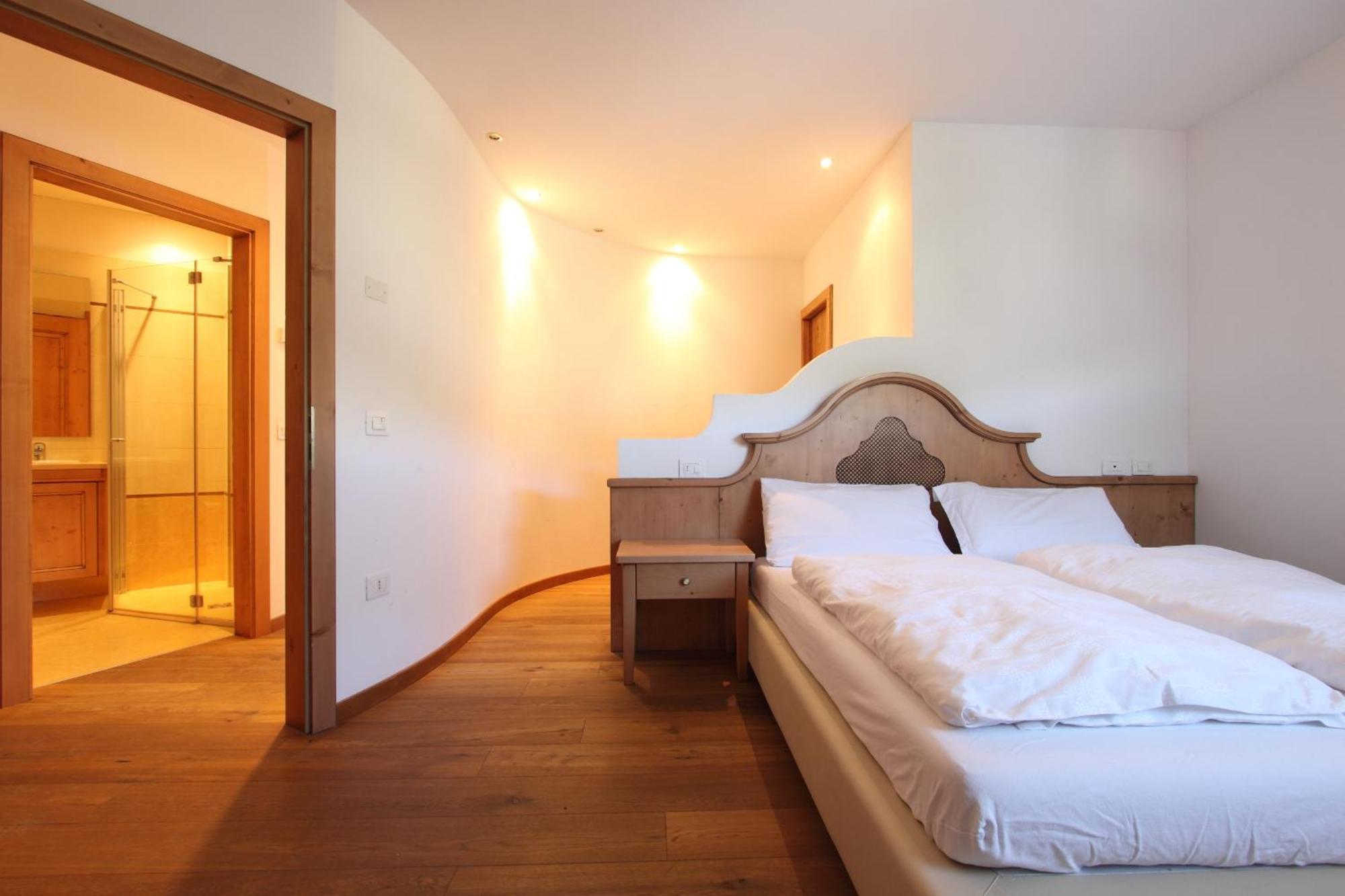 Hotel Fanes Suite & Spa Моена Екстер'єр фото