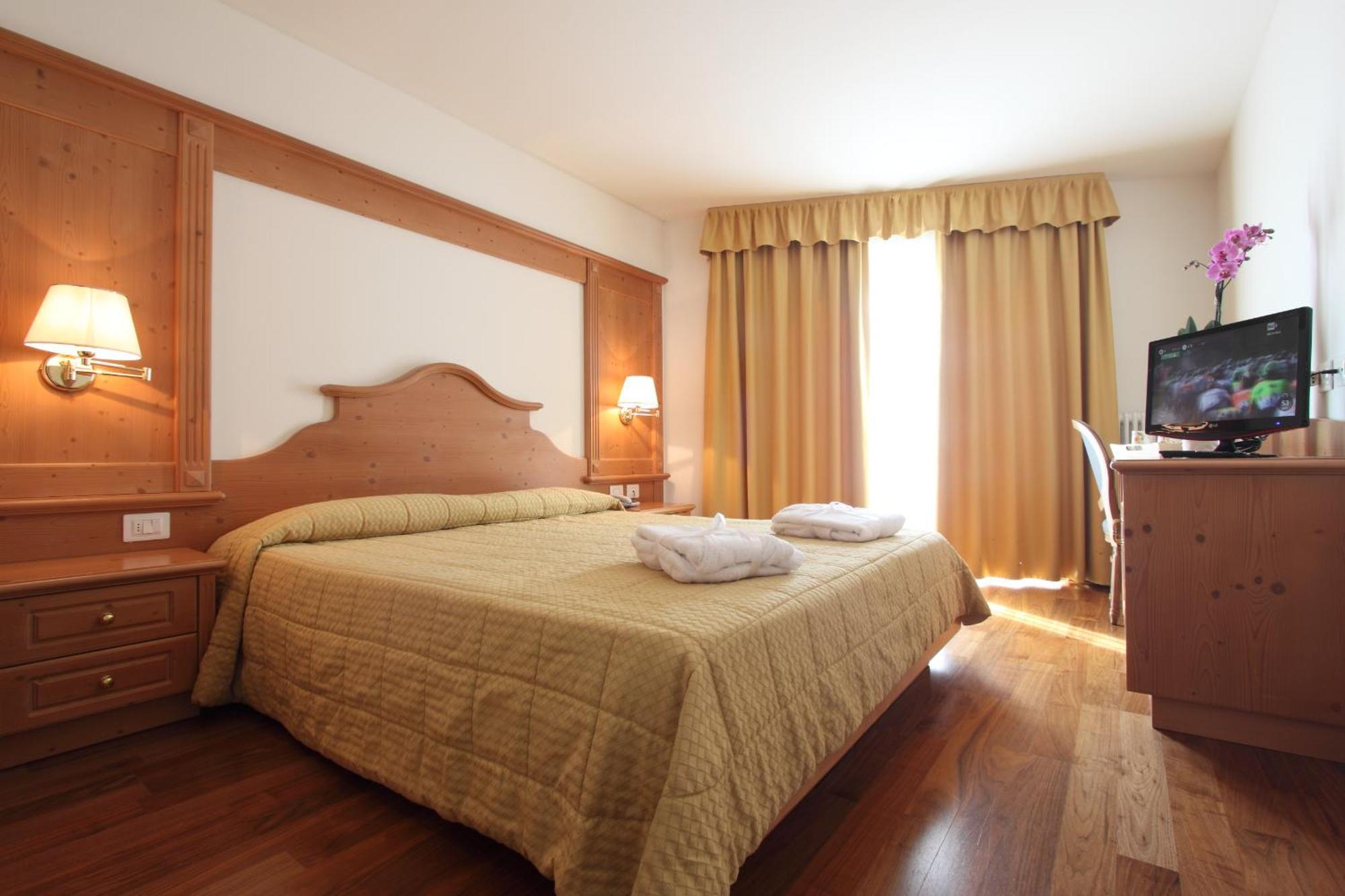 Hotel Fanes Suite & Spa Моена Екстер'єр фото
