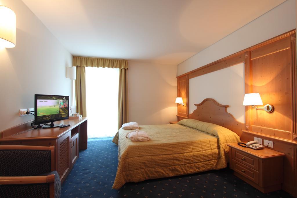 Hotel Fanes Suite & Spa Моена Екстер'єр фото