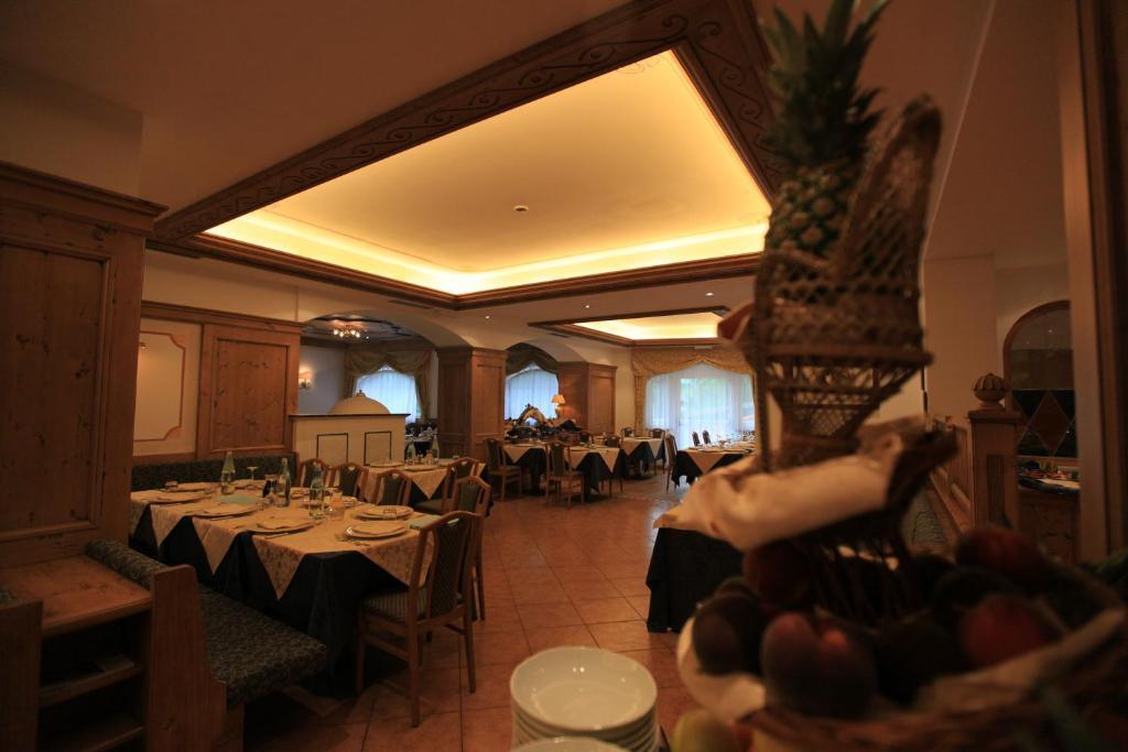 Hotel Fanes Suite & Spa Моена Екстер'єр фото